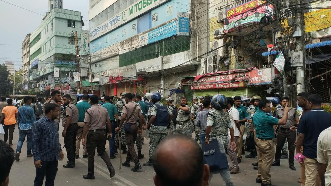 13 RMG factories shut as workers’ protest turns violent in Mirpur