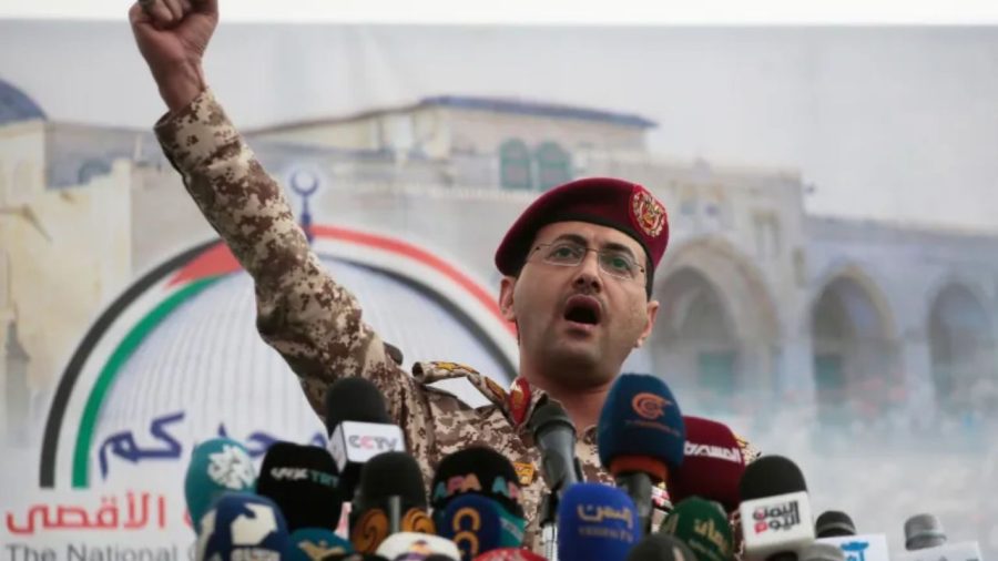 Houthis claim six attacks on Saudi airports, oil facilities