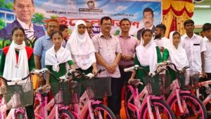 80 meritorious students get free bicycles in Kalaroa