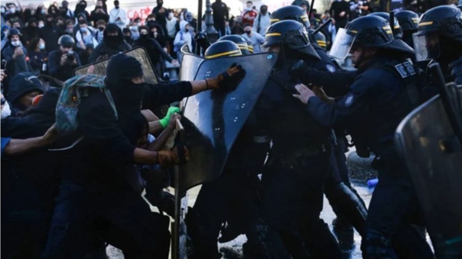 France, Italy step up security after violent protests
