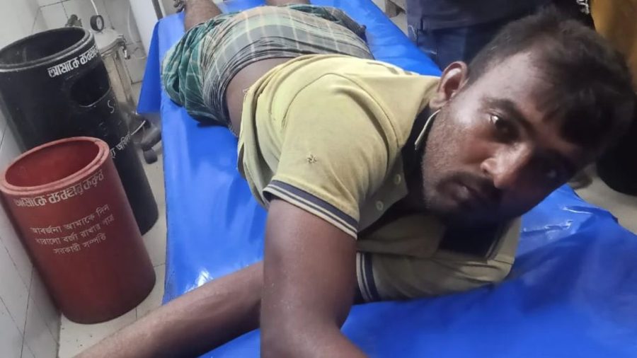 Bangladeshi shot by BSF along Kushtia border