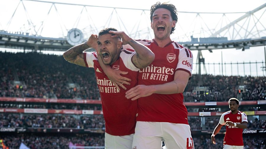 Arsenal respond with two second-half goals to defeat Leeds