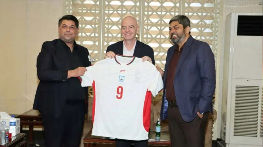 Infantino discusses importance of stronger domestic football with BFF