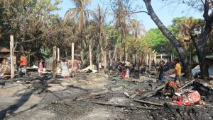 Fire destroys 33 houses in Cox’s Bazar’s Kutubdia