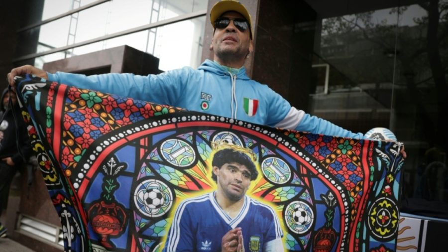 Closing arguments begin in Maradona death trial