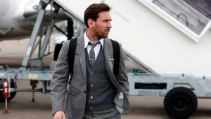 Messi to receive doctorate before Argentina farewell