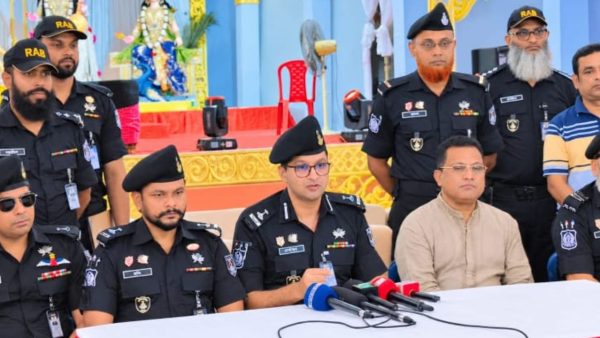 Three-tier security at 418 puja mandaps, cyber cell on watch
