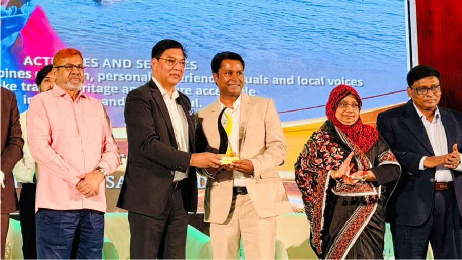 Salahuddin Sumon honoured with Bangladesh Tourism Award