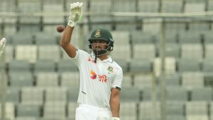 Shadman stranded on 99 as bad light cuts short opening day