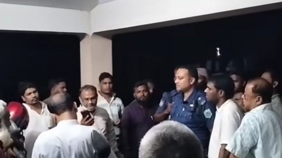 Grameen Bank manager dies after consuming gas tablets during audit