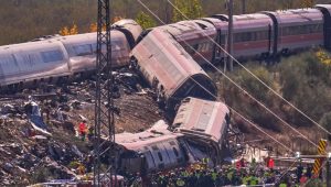 Spain declares three days of mourning after train crash