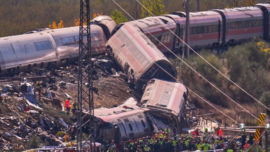 Spain declares three days of mourning after train crash