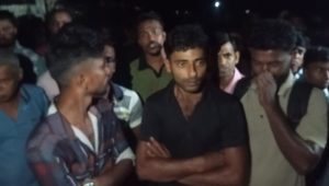 Mother, daughter missing in Kaliganga river trawler capsize